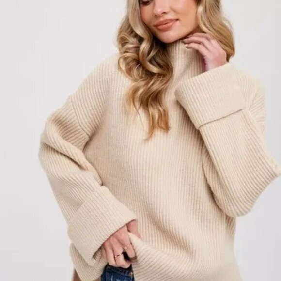 S/M REMAINING!!! Funnel Neck Oversized Pullover - Picture 2 of 10